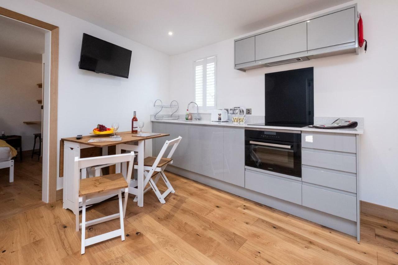 Weeping Willow - Three Tuns Apartments, Pettistree, Wickham Market - By Aldeburgh Coastal Cottages Εξωτερικό φωτογραφία